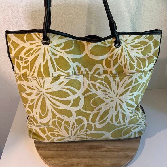 Large Yellow Retro Floral Beach Summer Brown Vegan Leather Trim Tote Bag - Picture 6 of 16